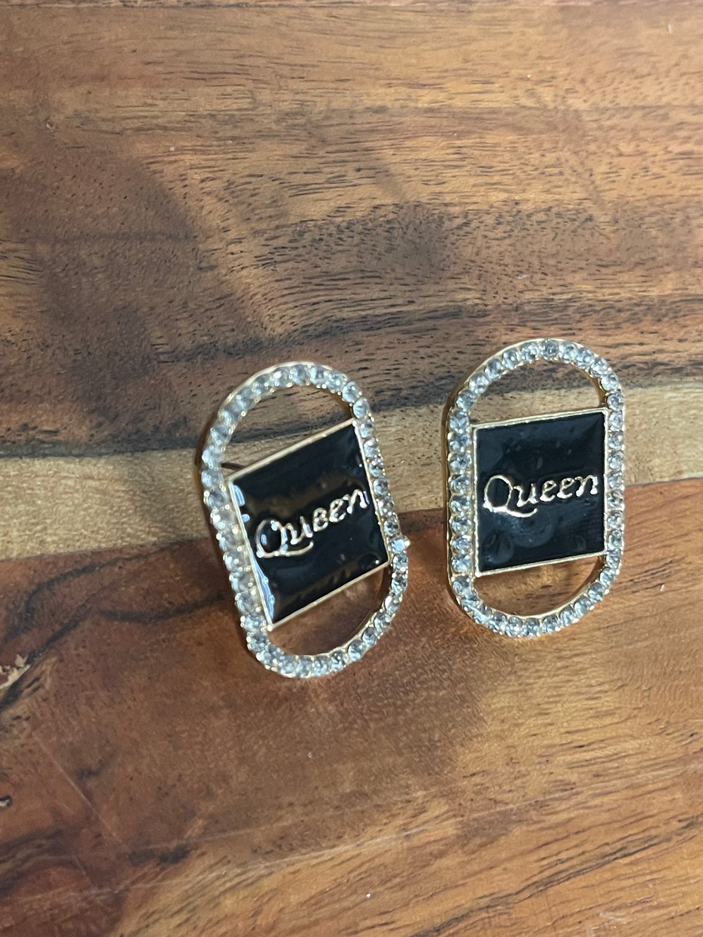 Queen Diamond or Pearl Earrings