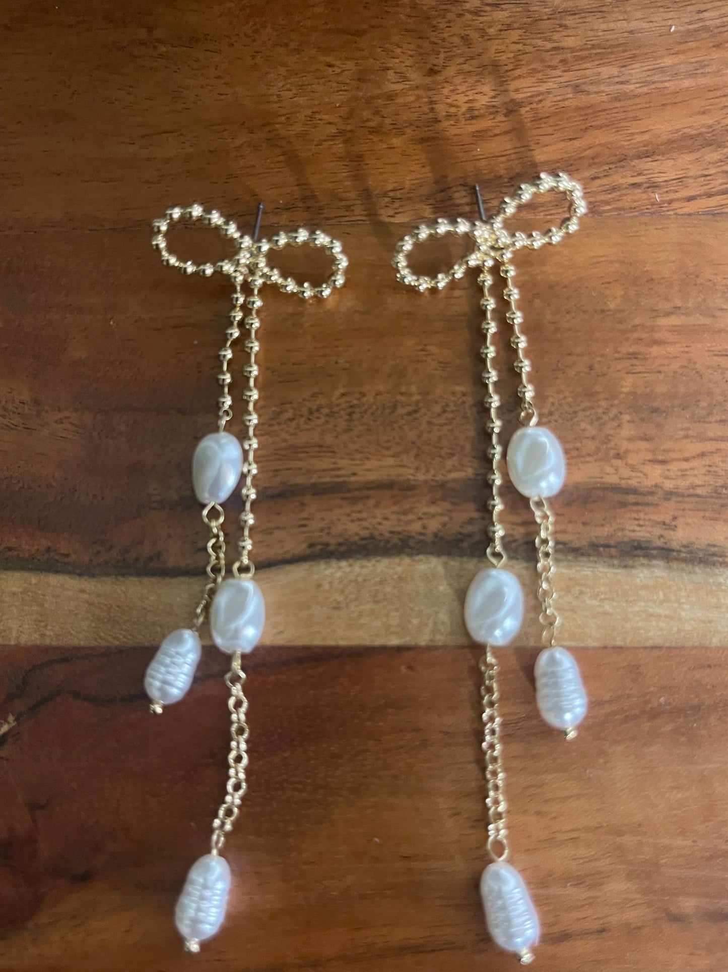 Dangling Gold Pearls Earrings