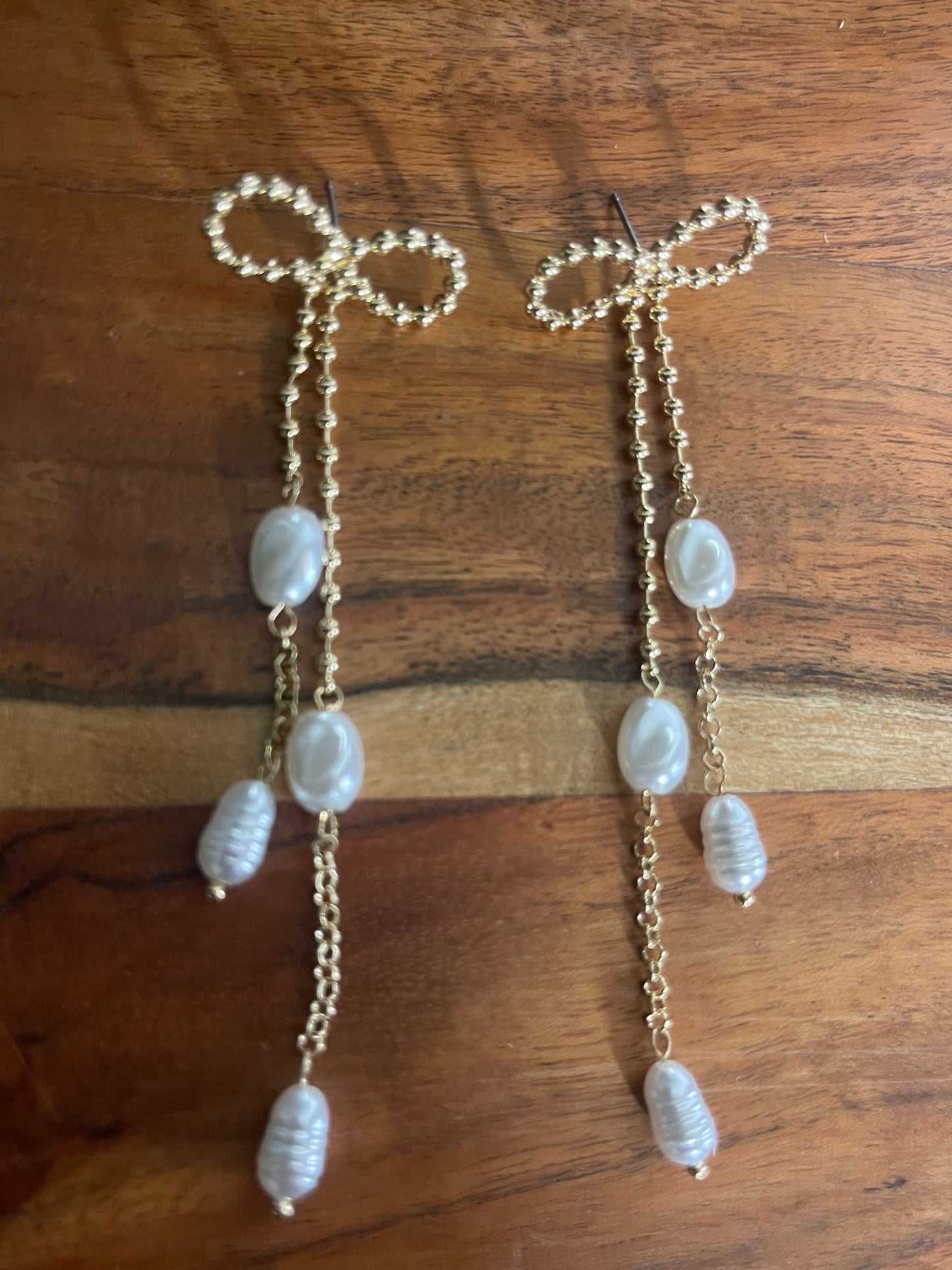 Dangling Gold Pearls Earrings