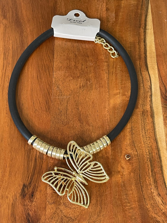 Pure Butterfly Necklace