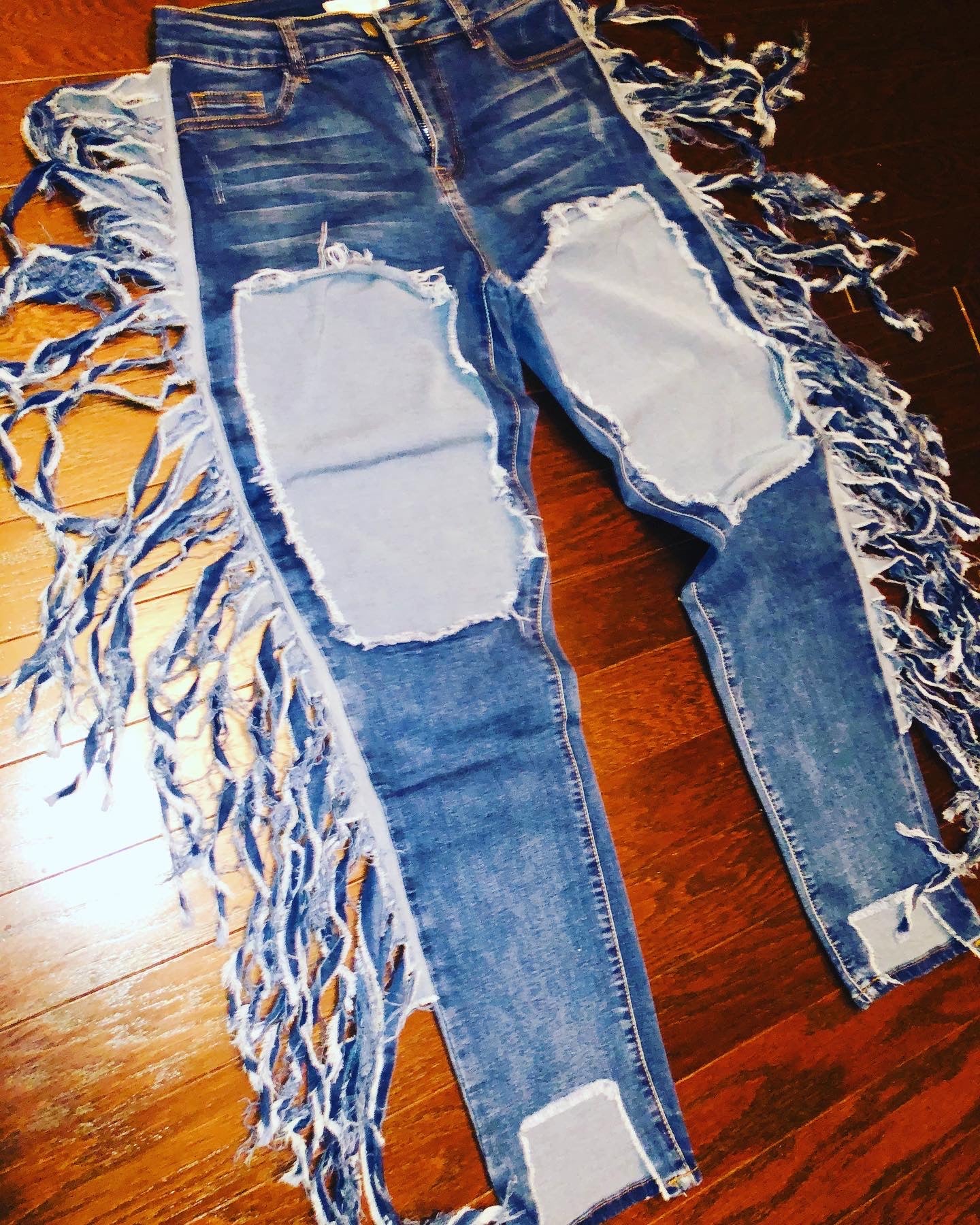 Fringe Ripped Jeans